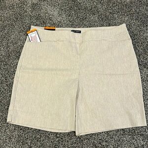 Hilary Radley Shorts XXL